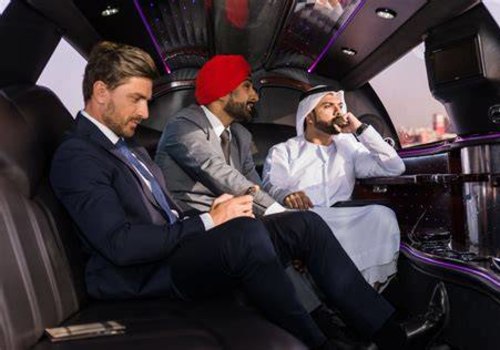 How Chauffeurs Contribute to the Success of Premium Limo Services Behind the Scenes